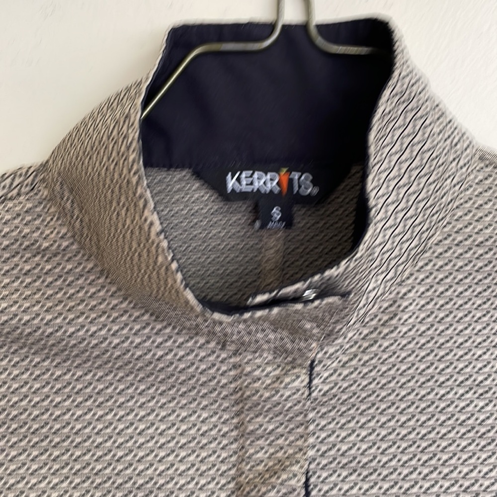 Kerrits short sleeve technical top, size small - Picture 3 of 5
